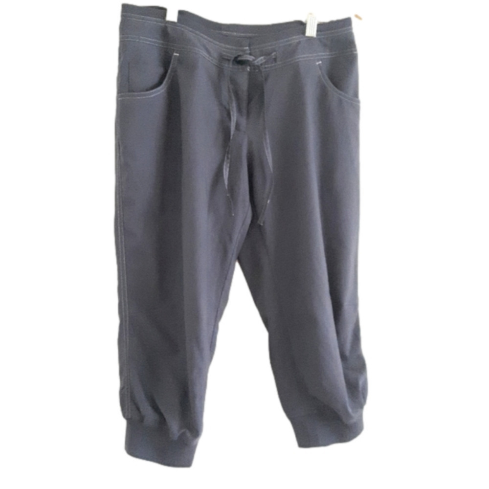 Climalite ADIDAS athletic/hiking cropped pants. Like New Sz 6  Bl/Gry
